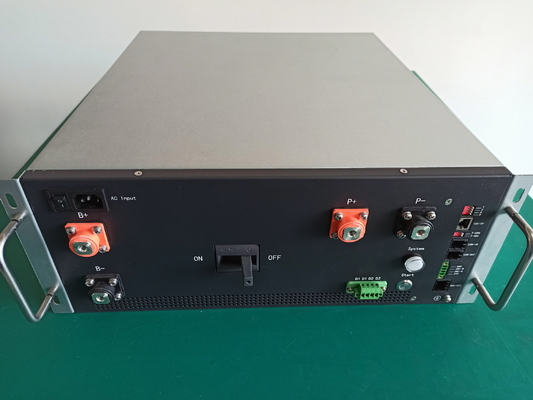 Passif à haute tension de lithium du maître BMS de GCE BMS 768V 125A 4U équilibrant 19 pouces BMS pour la protection de contacteur de relais d'UPS